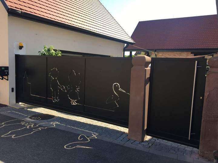 Accès sécurisé, esthétique moderne.